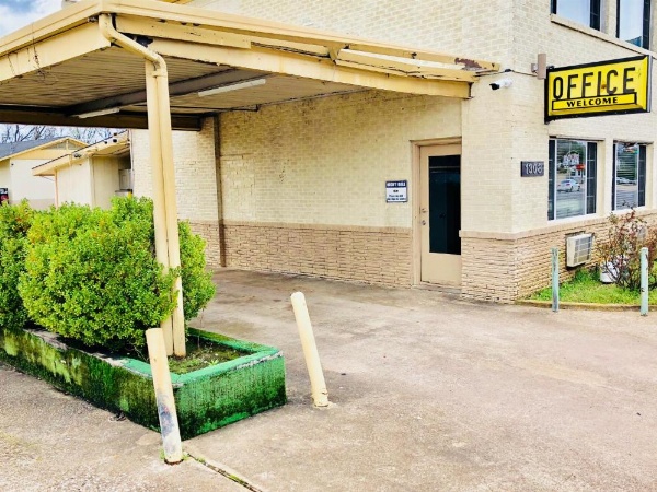 Sunset Inn Longview image 10